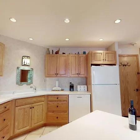 Laurelwood Condominiums 303 Snowmass Village Room photo